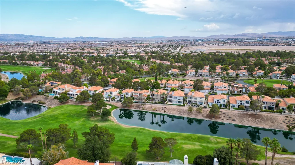8188 Horseshoe Bend, Las Vegas, NV 89113