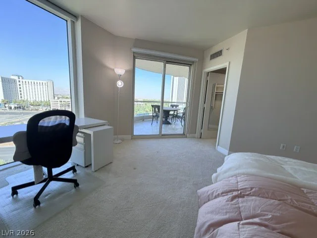 2777 Paradise, Las Vegas, NV 89109
