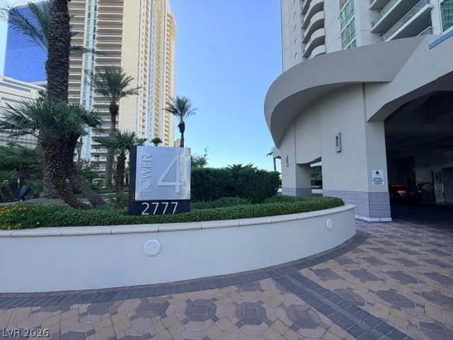 2777 Paradise, Las Vegas, NV 89109