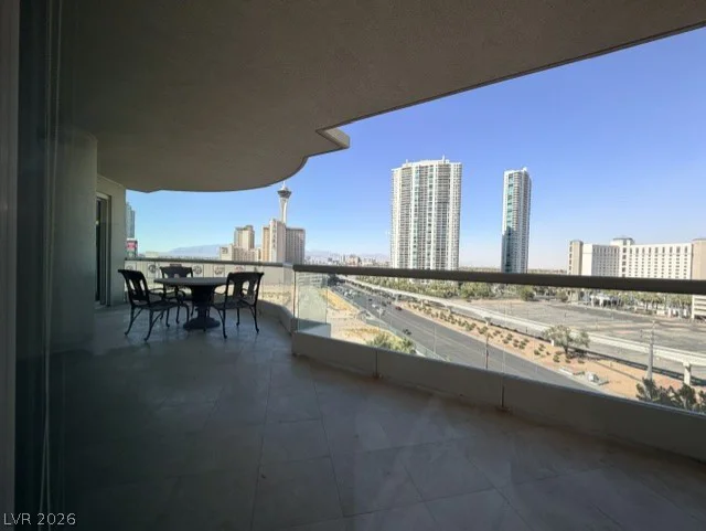 2777 Paradise, Las Vegas, NV 89109