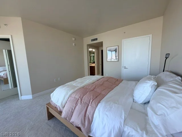 2777 Paradise, Las Vegas, NV 89109
