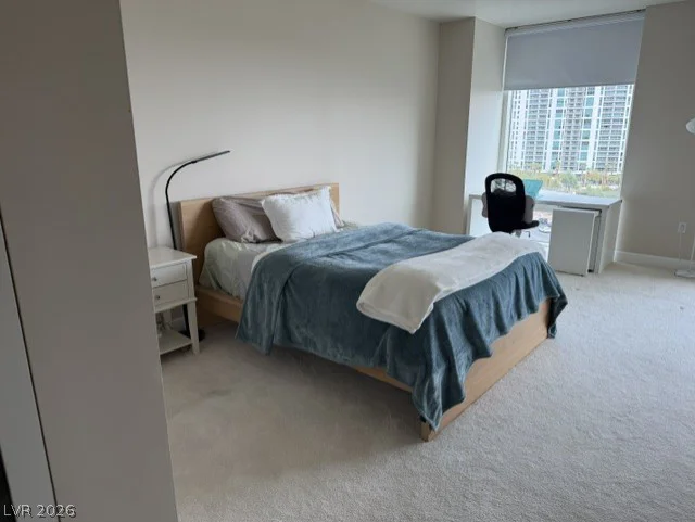 2777 Paradise, Las Vegas, NV 89109