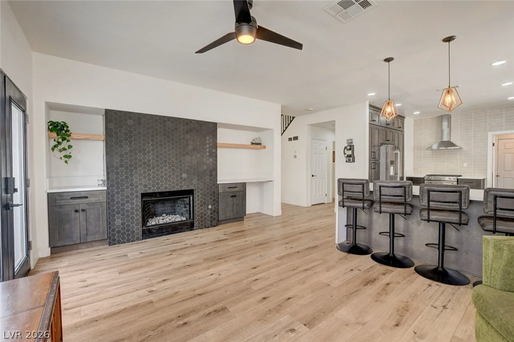 1854 Desert Forest, Henderson, NV 89012