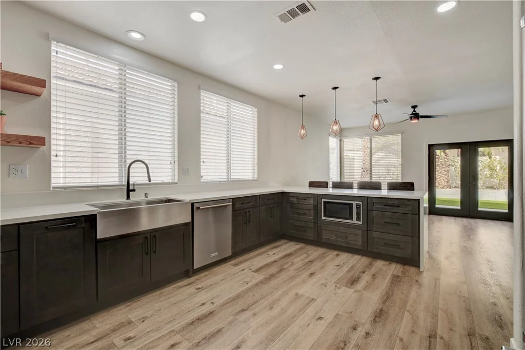 1854 Desert Forest, Henderson, NV 89012