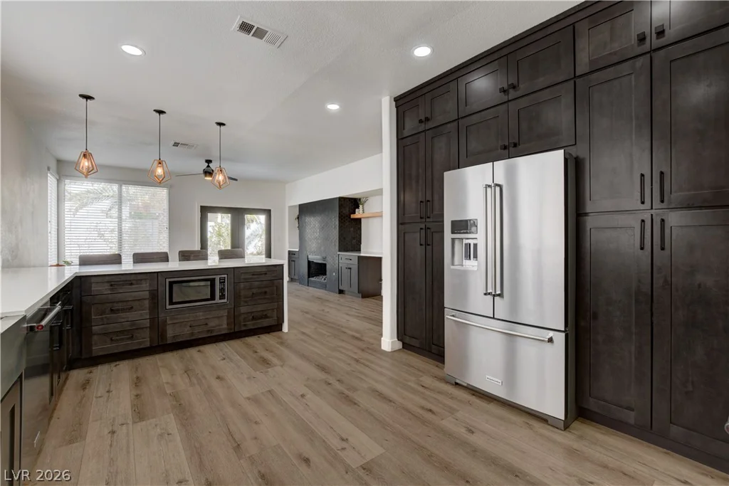 1854 Desert Forest, Henderson, NV 89012