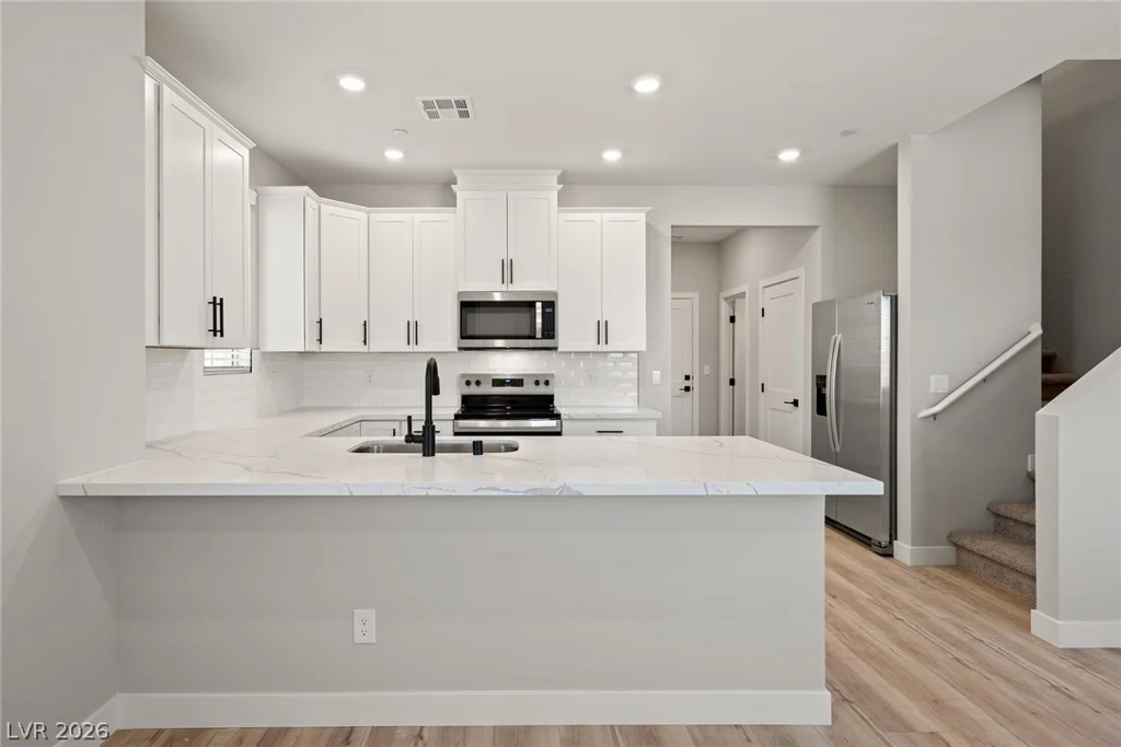 8324 Weidler, Las Vegas, NV 89166