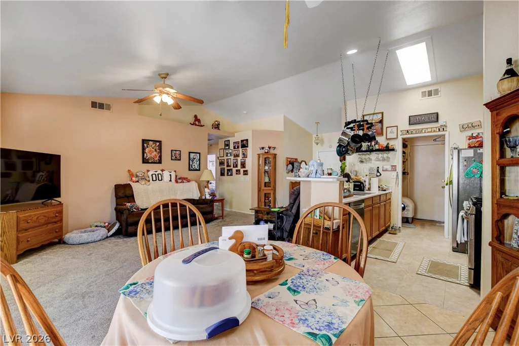 5123 Crystal Cavern, North Las Vegas, NV 89031