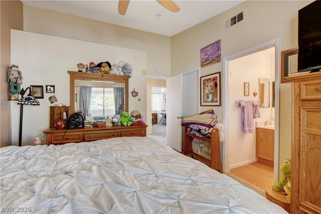 5123 Crystal Cavern, North Las Vegas, NV 89031