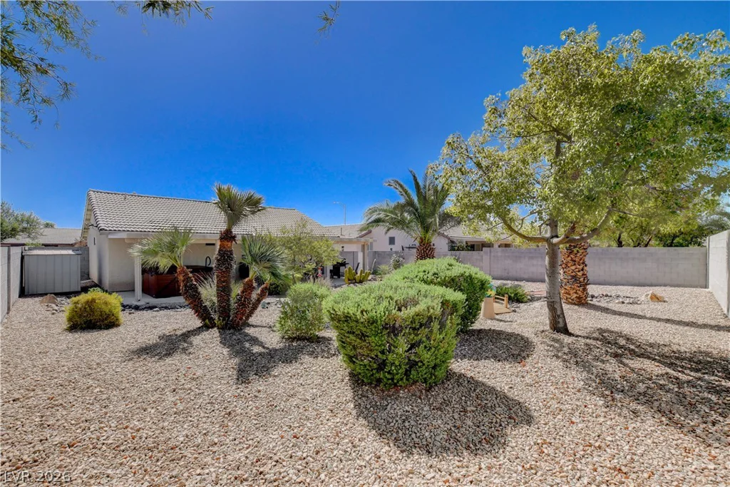 5123 Crystal Cavern, North Las Vegas, NV 89031