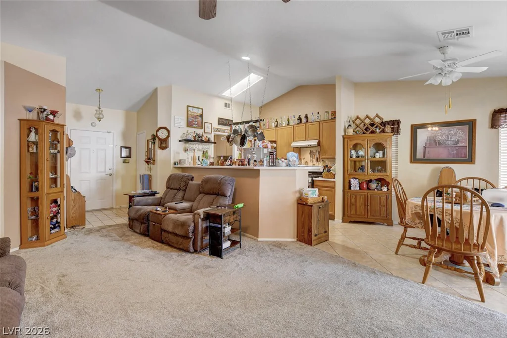 5123 Crystal Cavern, North Las Vegas, NV 89031