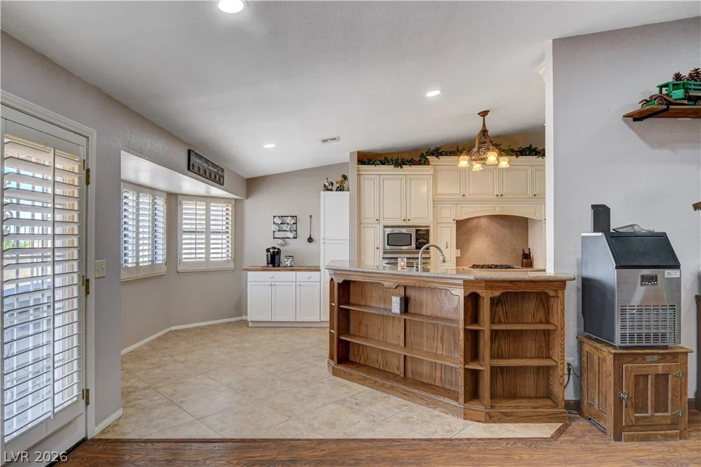 6551 Kell, Las Vegas, NV 89156
