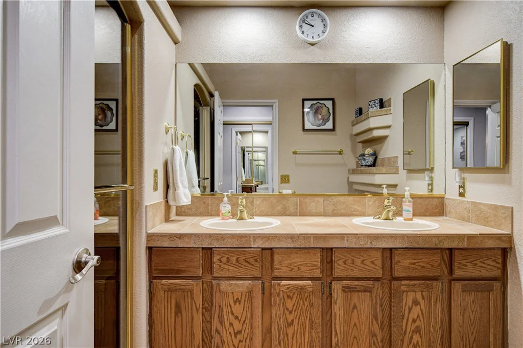 6551 Kell, Las Vegas, NV 89156