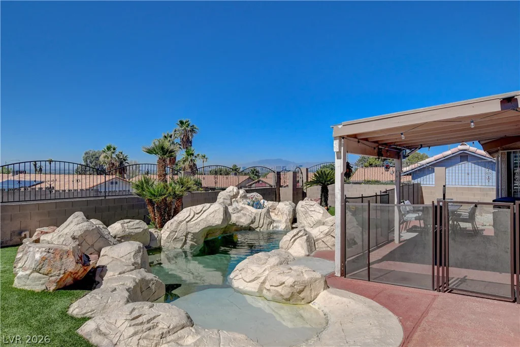 6551 Kell, Las Vegas, NV 89156