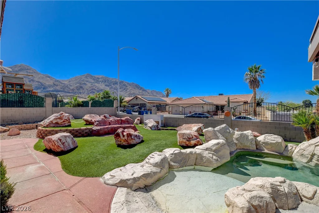 6551 Kell, Las Vegas, NV 89156
