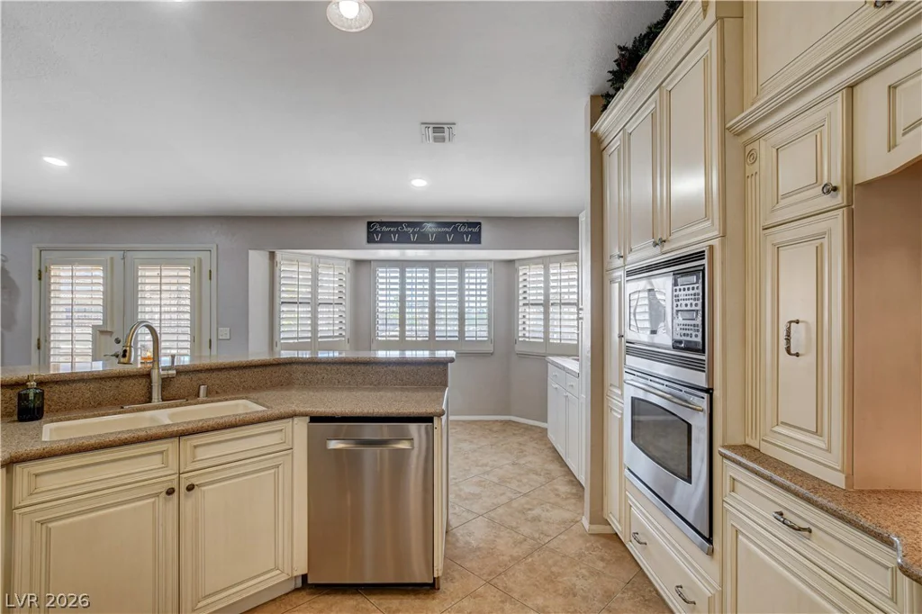 6551 Kell, Las Vegas, NV 89156