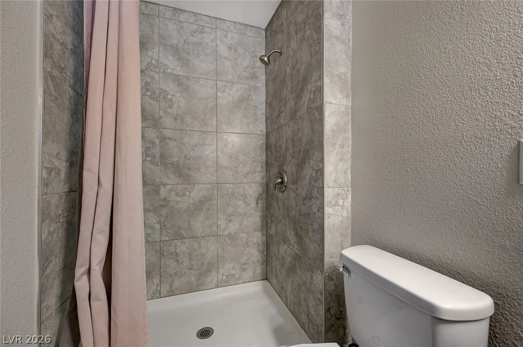 3305 Wright, North Las Vegas, NV 89030