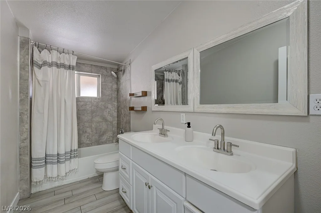 3305 Wright, North Las Vegas, NV 89030