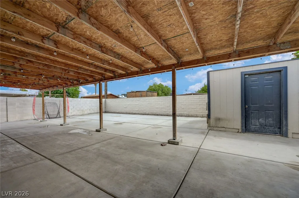 3305 Wright, North Las Vegas, NV 89030