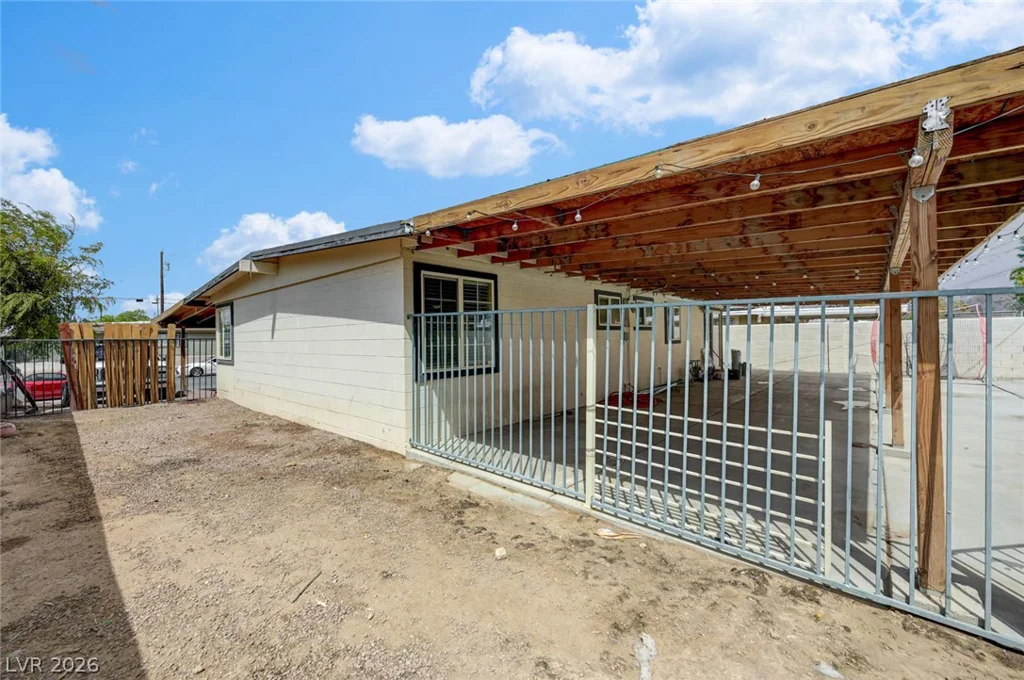3305 Wright, North Las Vegas, NV 89030