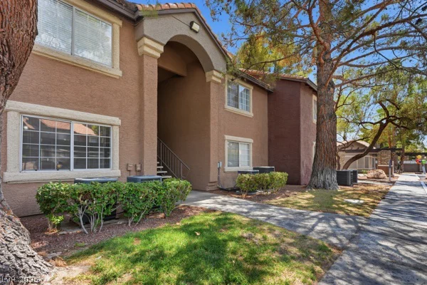 2750 Durango, Las Vegas, NV 89117