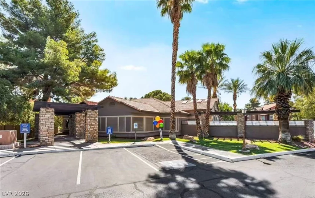 2750 Durango, Las Vegas, NV 89117