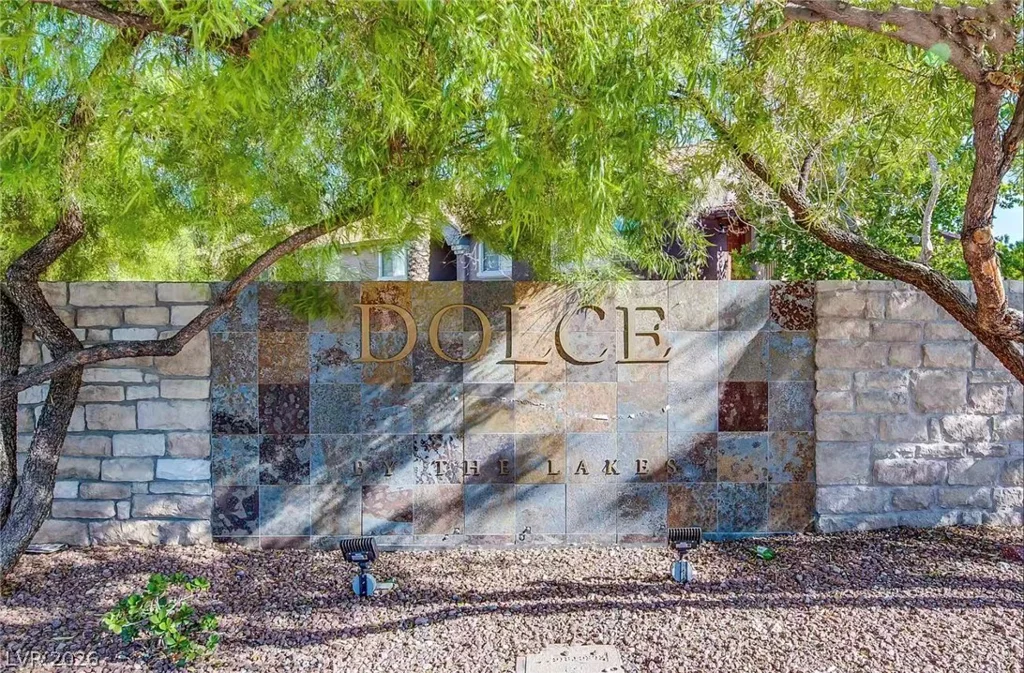 2750 Durango, Las Vegas, NV 89117
