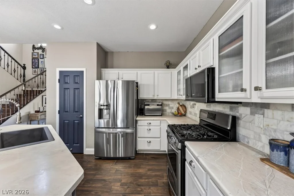 10661 Shelter Hill, Las Vegas, NV 89129