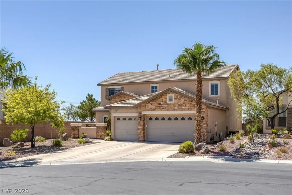 10661 Shelter Hill, Las Vegas, NV 89129