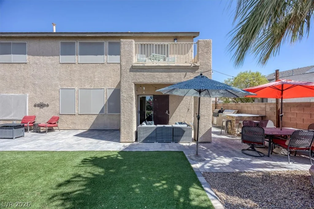 10661 Shelter Hill, Las Vegas, NV 89129