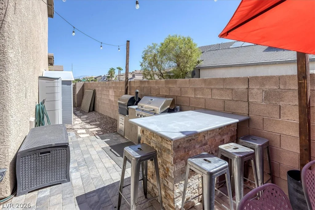 10661 Shelter Hill, Las Vegas, NV 89129