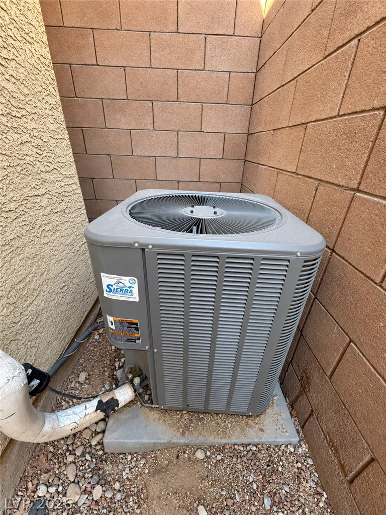 10228 Yarmouth Sea, Las Vegas, NV 89166