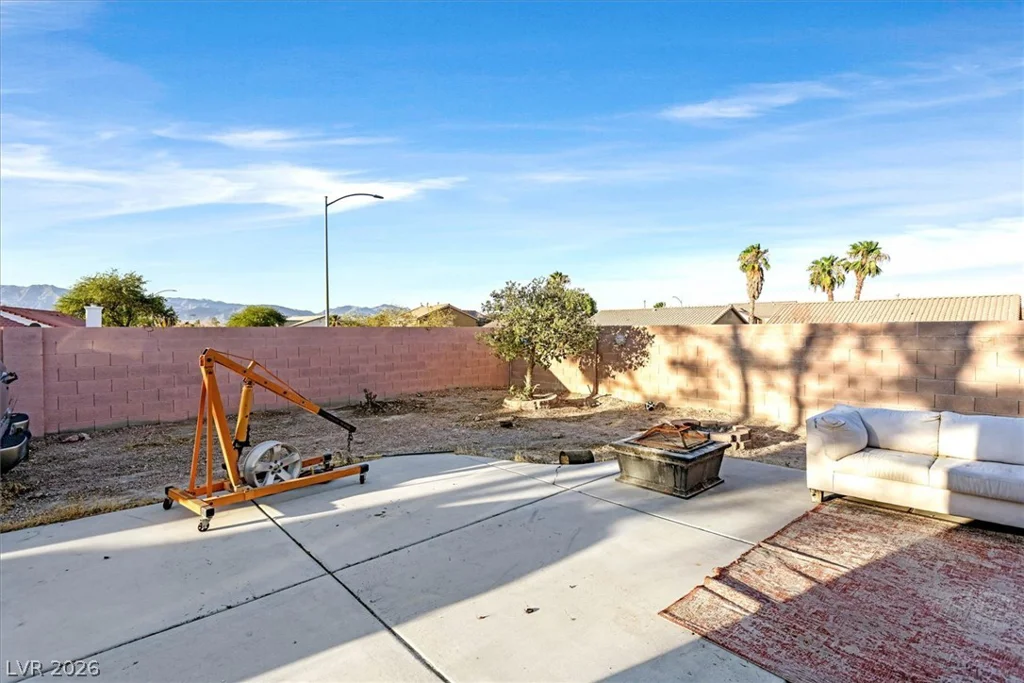 532 Blooming View, North Las Vegas, NV 89032
