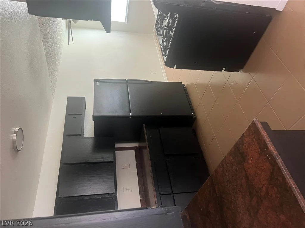 6940 Hopkins, Las Vegas, NV 89156