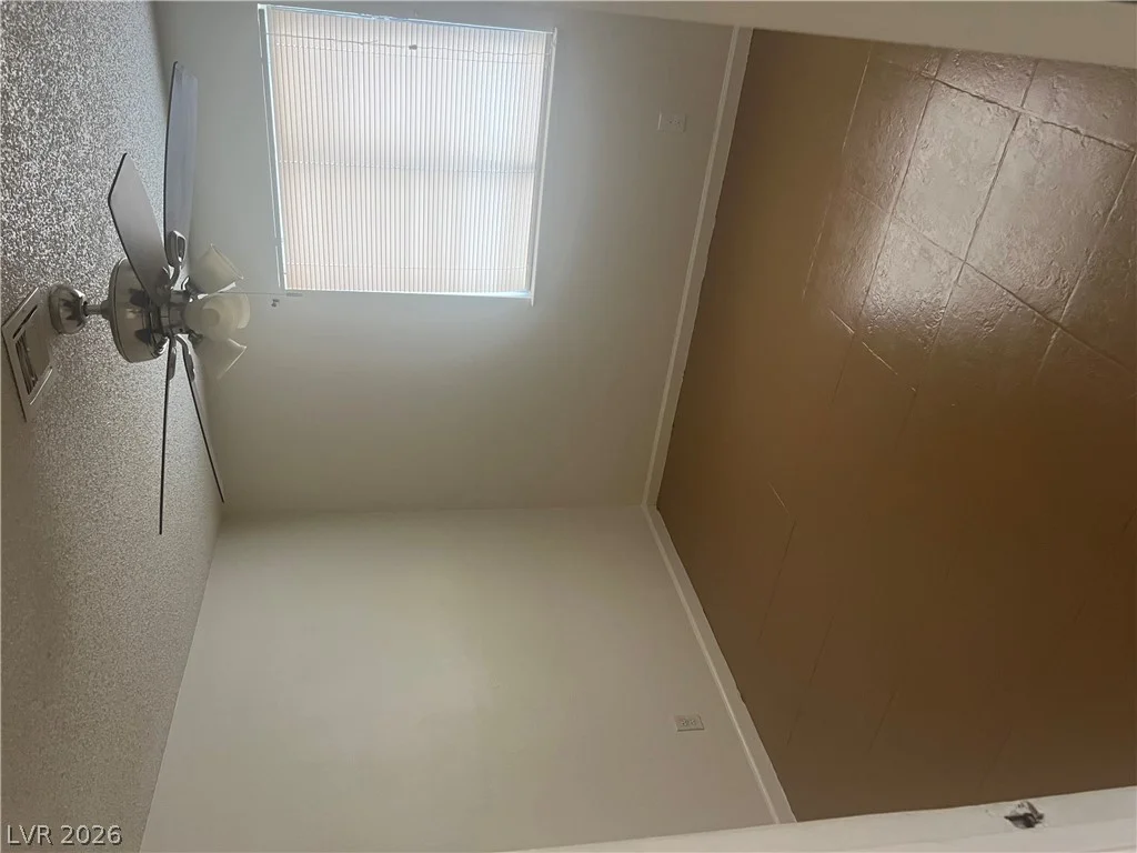 6940 Hopkins, Las Vegas, NV 89156