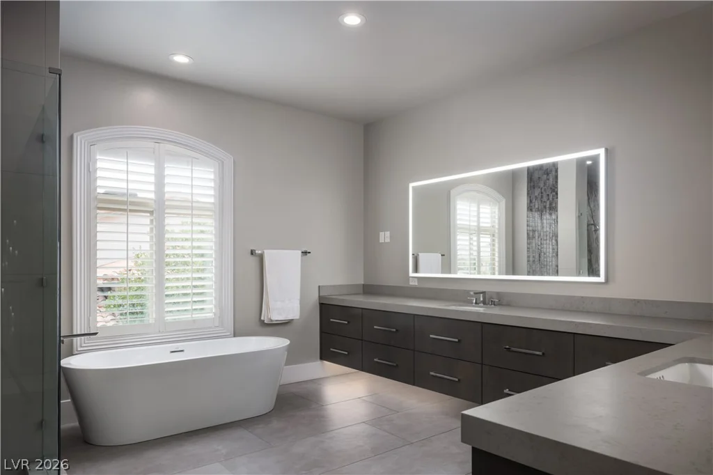 2885 Red Arrow, Las Vegas, NV 89135