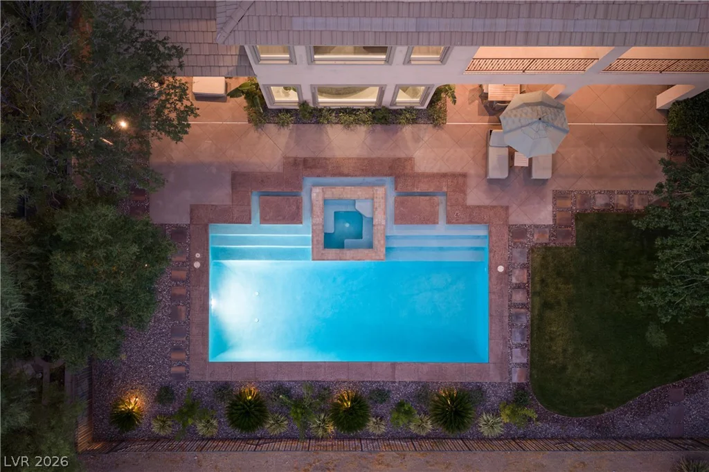 2885 Red Arrow, Las Vegas, NV 89135