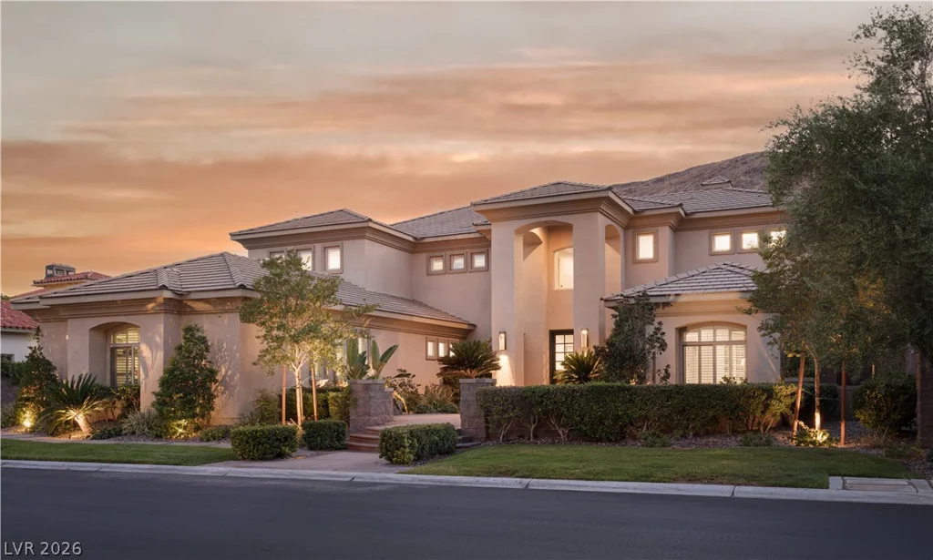 2885 Red Arrow, Las Vegas, NV 89135