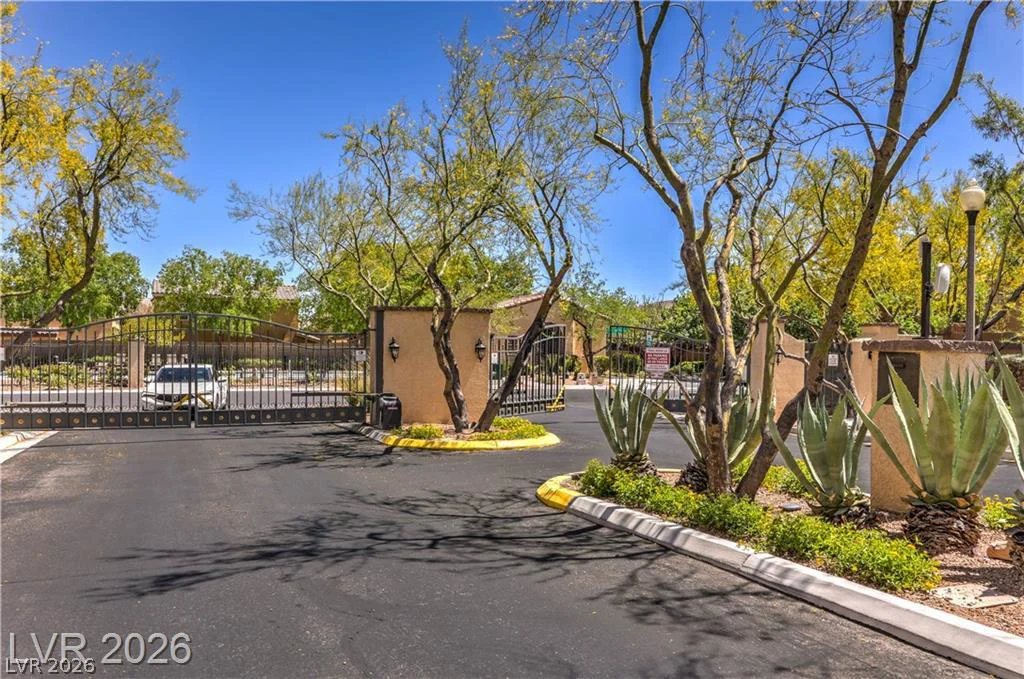 9188 Red Knoll, Las Vegas, NV 89113