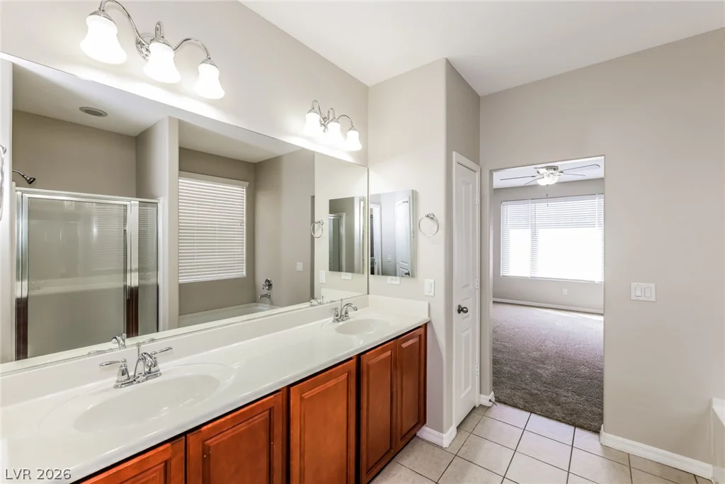 7001 Florido, Las Vegas, NV 89178