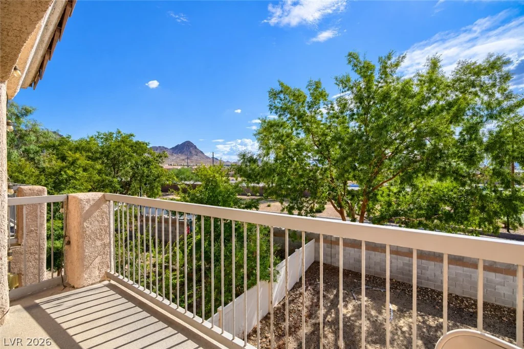 2477 April Breeze, Henderson, NV 89002
