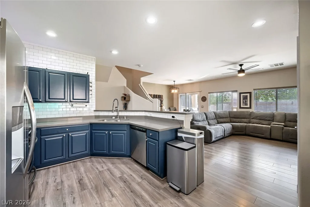 2477 April Breeze, Henderson, NV 89002