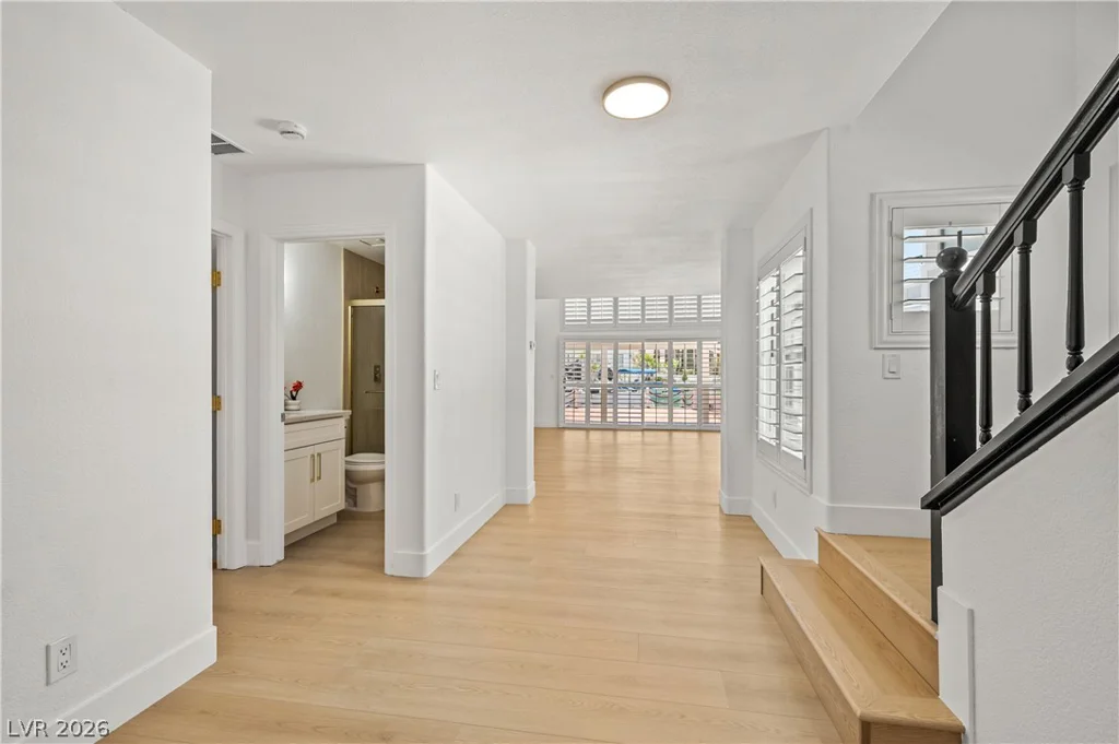 3033 Misty Harbour, Las Vegas, NV 89117