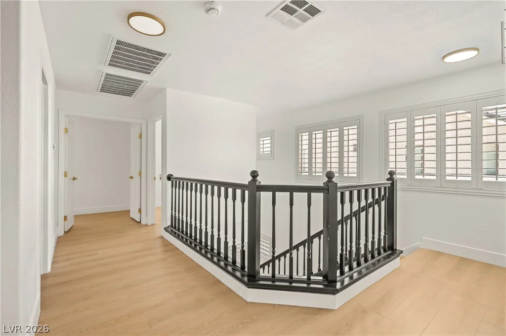 3033 Misty Harbour, Las Vegas, NV 89117