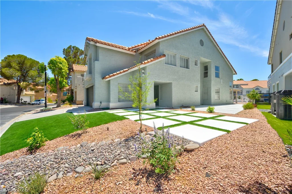 3033 Misty Harbour, Las Vegas, NV 89117