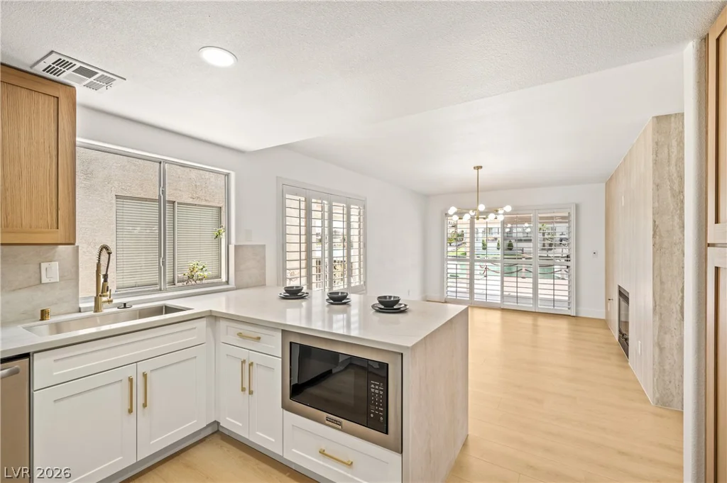 3033 Misty Harbour, Las Vegas, NV 89117