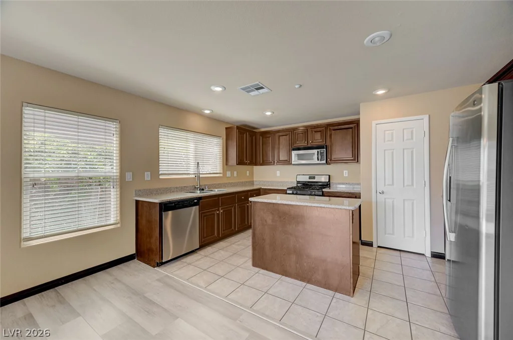 7333 Camden Pine, Las Vegas, NV 89129