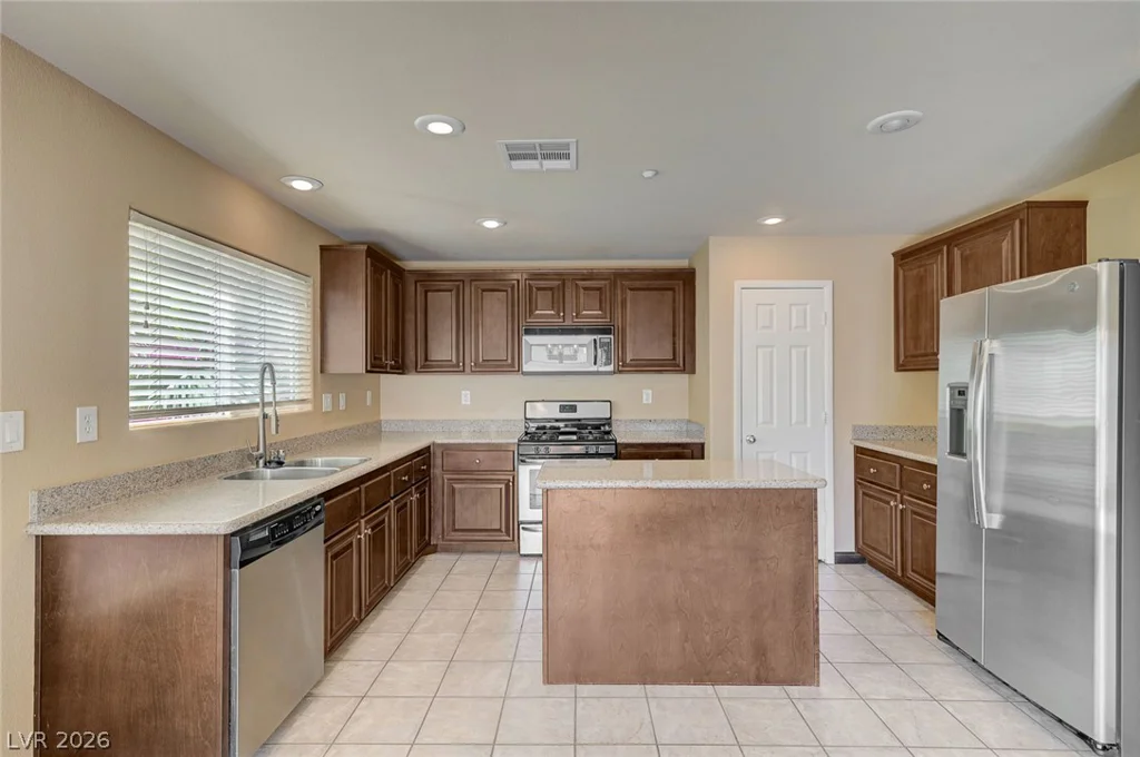 7333 Camden Pine, Las Vegas, NV 89129