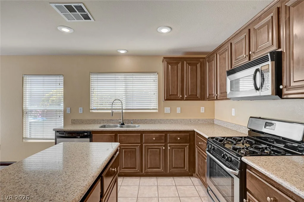 7333 Camden Pine, Las Vegas, NV 89129