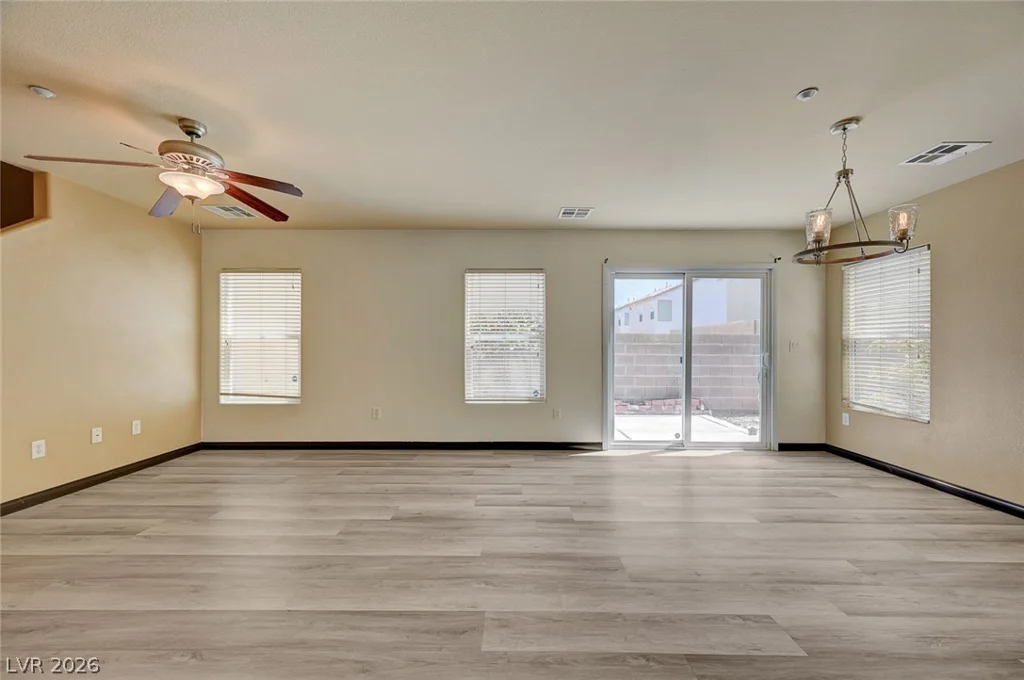 7333 Camden Pine, Las Vegas, NV 89129