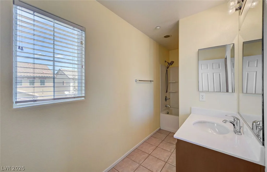 7333 Camden Pine, Las Vegas, NV 89129